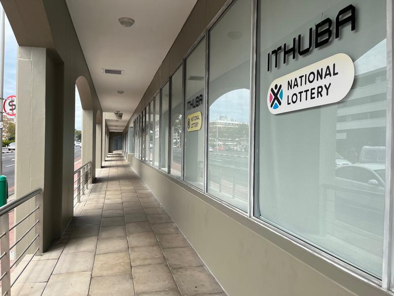 To Let Commercial Property for Rent in Claremont Western Cape